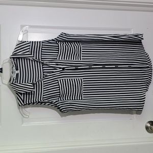 Express Sleeveless Portofino Shirt - M